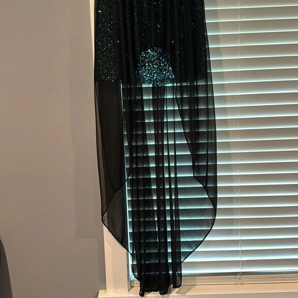 Hailey Logan by Adrianna Papell Junior Dress - Picture 3 of 12